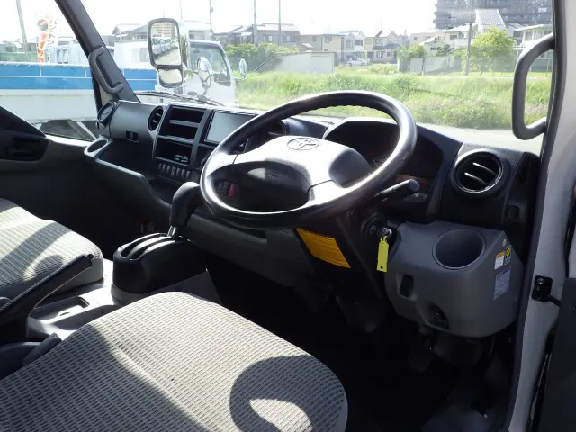 トヨタ ダイナ TPG-XZU722(2WD)の写真6