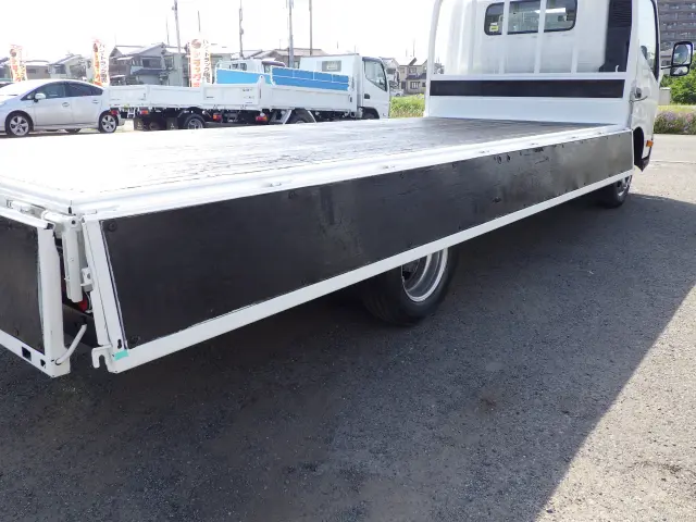 トヨタ ダイナ TPG-XZU722(2WD)の写真21