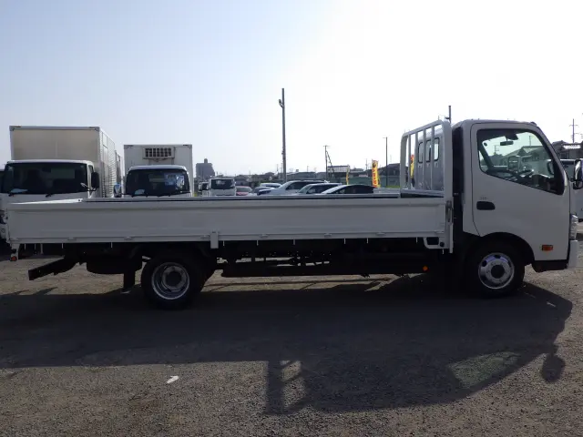 トヨタ ダイナ TPG-XZU722(2WD)の写真37