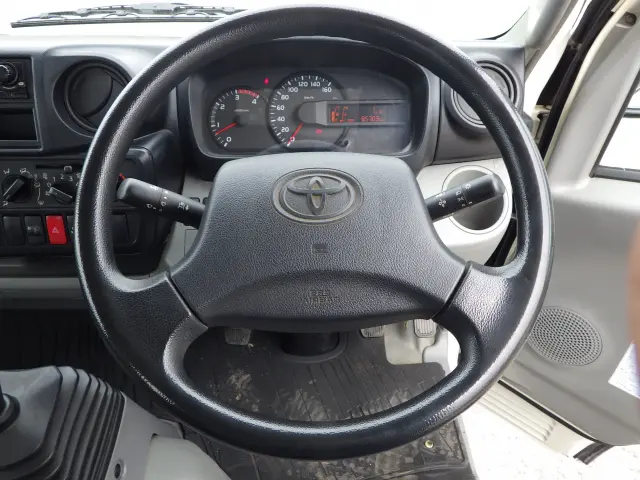トヨタ ダイナ TKG-XZU605(2WD)の写真13