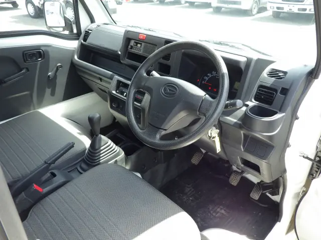 ダイハツ ハイゼットトラック EBD-S510P(2WD)の写真6