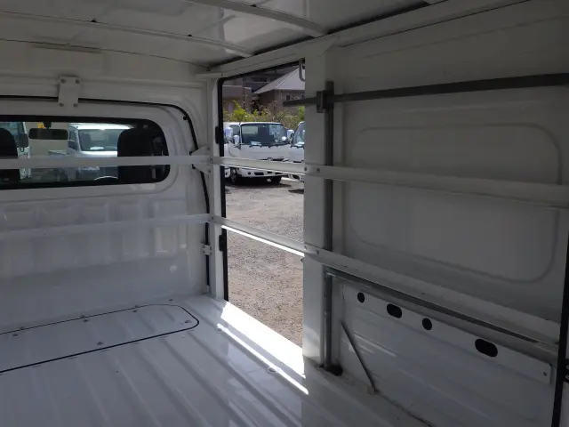 ダイハツ ハイゼットトラック EBD-S510P(2WD)の写真18