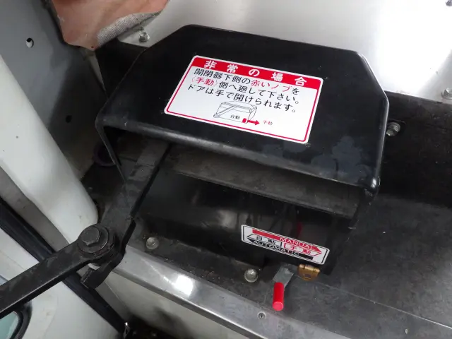 日野 リエッセⅡ BDG-XZB50M(2WD)の写真33