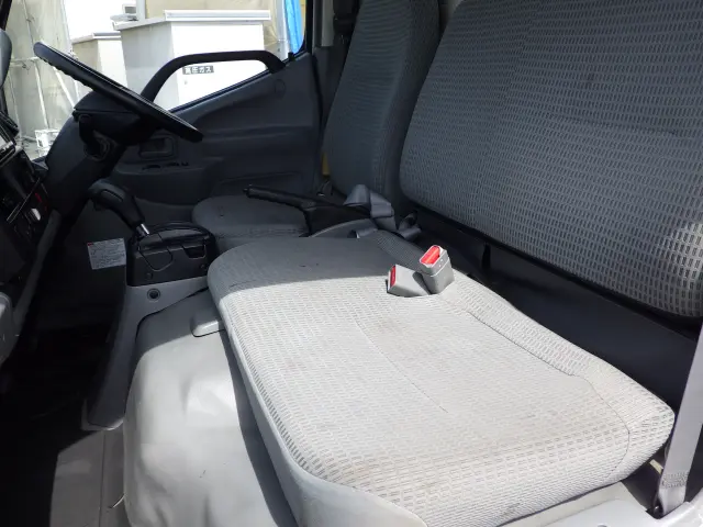 トヨタ ダイナ TPG-XZU605(2WD)の写真9