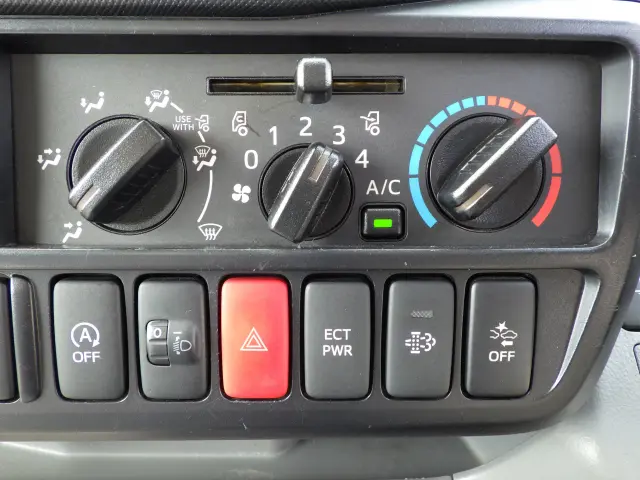 トヨタ ダイナ TPG-XZU605(2WD)の写真13