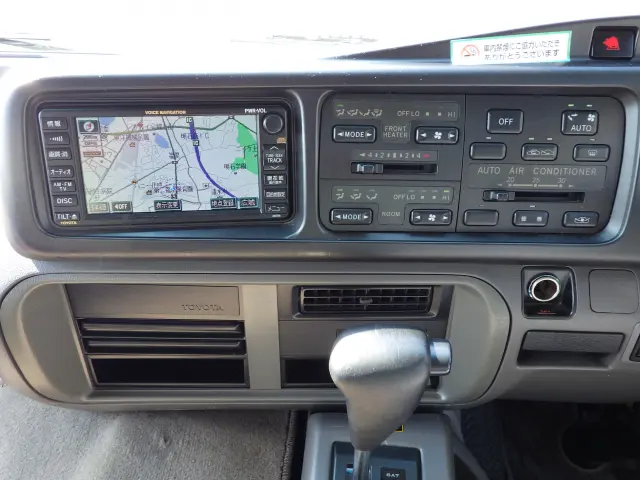 トヨタ コースター SDG-XZB50(2WD)の写真8