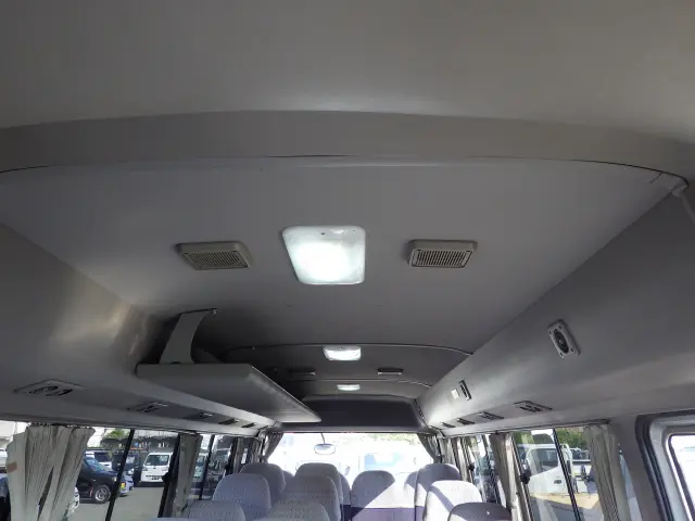 トヨタ コースター SDG-XZB50(2WD)の写真22