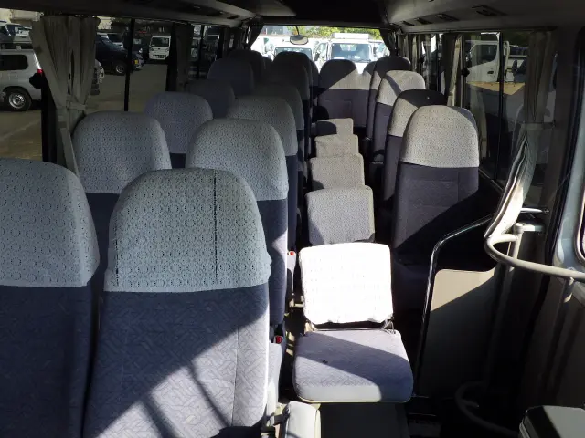 トヨタ コースター SDG-XZB50(2WD)の写真27