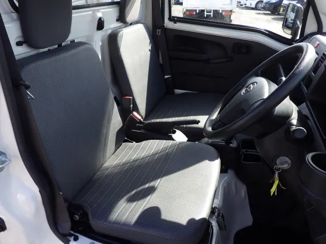 ダイハツ ハイゼットトラック EBD-S500P(2WD)の写真7