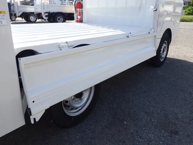ダイハツ ハイゼットトラック EBD-S500P(2WD)の写真21