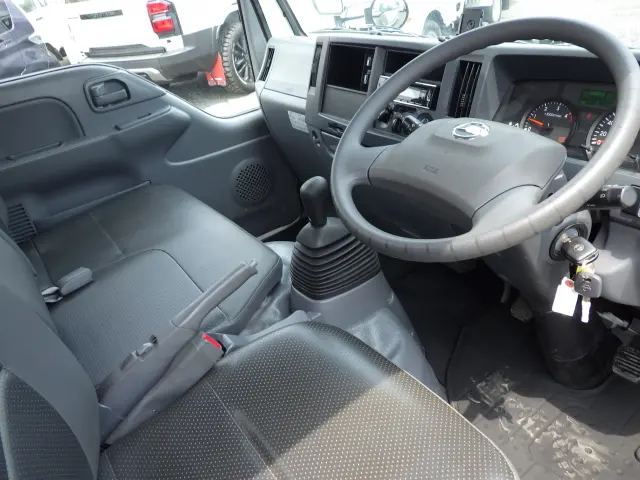 日産 アトラス 2RG-AHR88A(2WD)の写真6