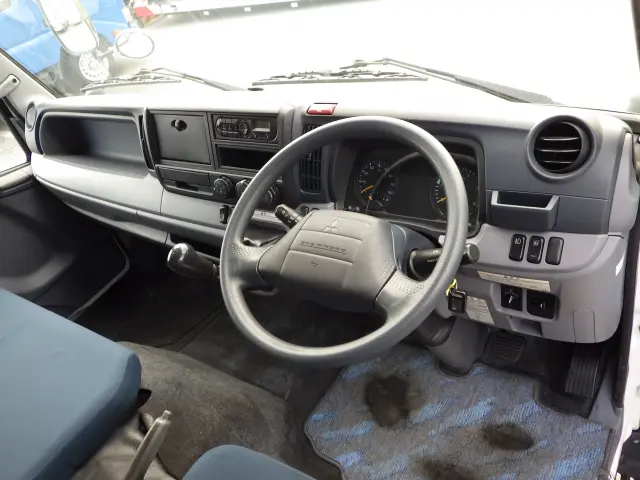 三菱 キャンター TKG-FEB80(2WD)の写真6