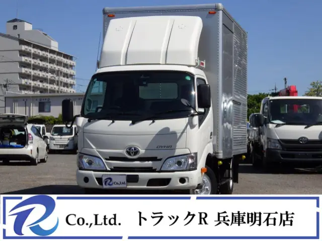 積載量２０００㎏　車両総重量４８８５㎏　全低床　左スライドドア　荷室内寸　３１５×１７９×２２０　車両外寸　４９４×１９１×３０９　荷台地上高約８５㎝　ラッシングレール　ナビ　バックモニター　ＥＴＣ|トヨタ ダイナ 2RG-XZC605(2WD)の写真1