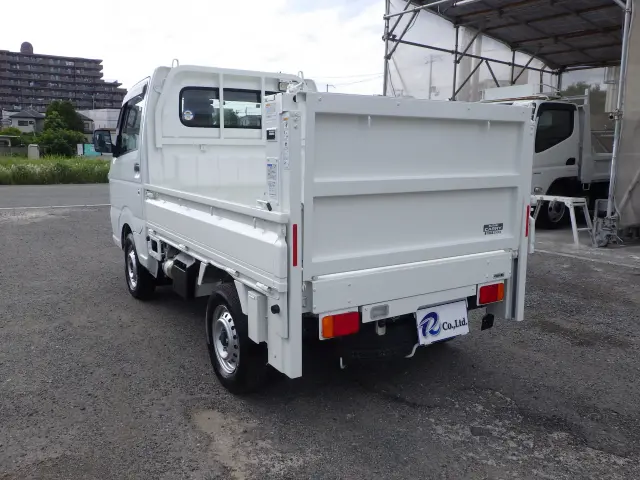 スズキ キャリイ EBD-DA16T(2WD)の写真2