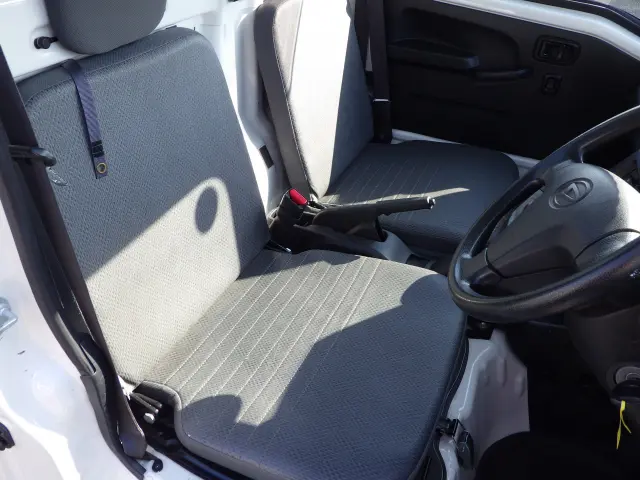 ダイハツ ハイゼットトラック EBD-S500P(2WD)の写真7