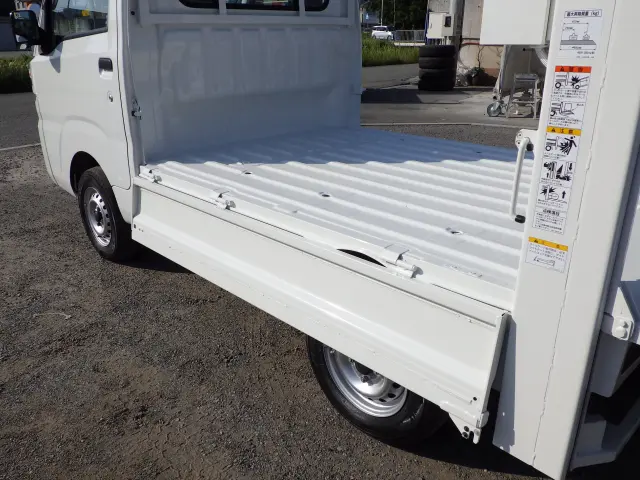 ダイハツ ハイゼットトラック EBD-S500P(2WD)の写真21