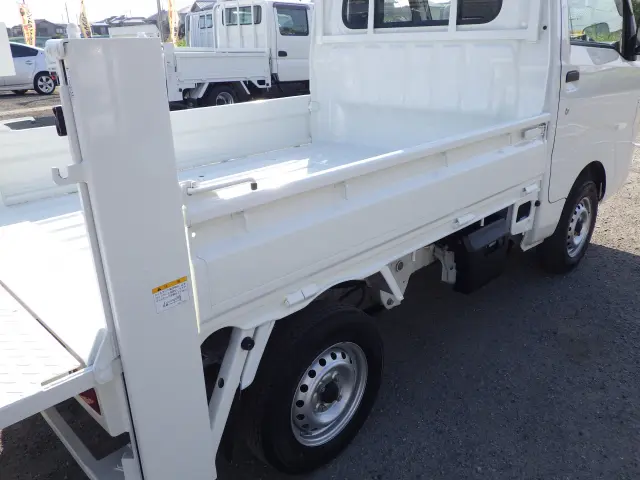 ダイハツ ハイゼットトラック EBD-S500P(2WD)の写真22
