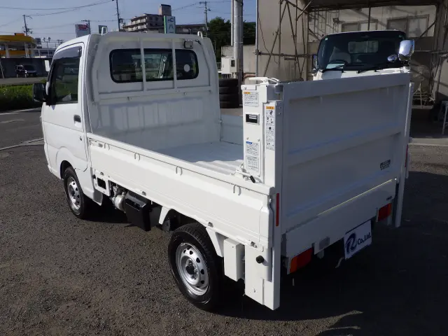 スズキ キャリイ EBD-DA16T(2WD)の写真2