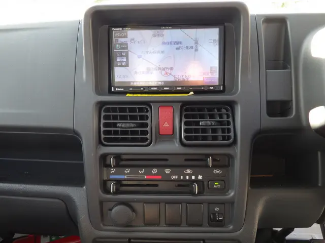 スズキ キャリイ EBD-DA16T(2WD)の写真9