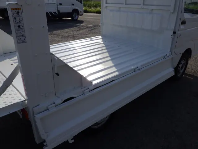 スズキ キャリイ EBD-DA16T(2WD)の写真22