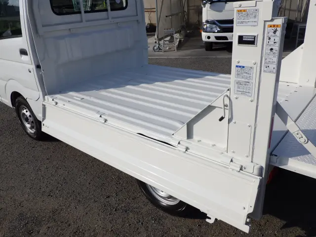 スズキ キャリイ EBD-DA16T(2WD)の写真23