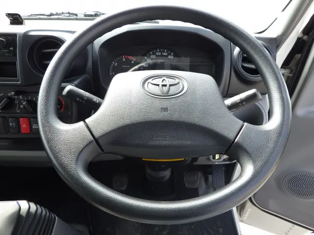 トヨタ ダイナ TKG-XZU605(2WD)の写真15