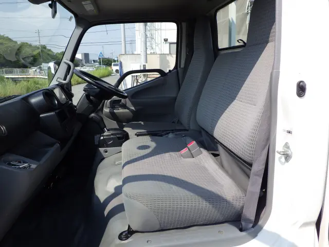 トヨタ トヨエース TKG-XZC605(2WD)の写真8