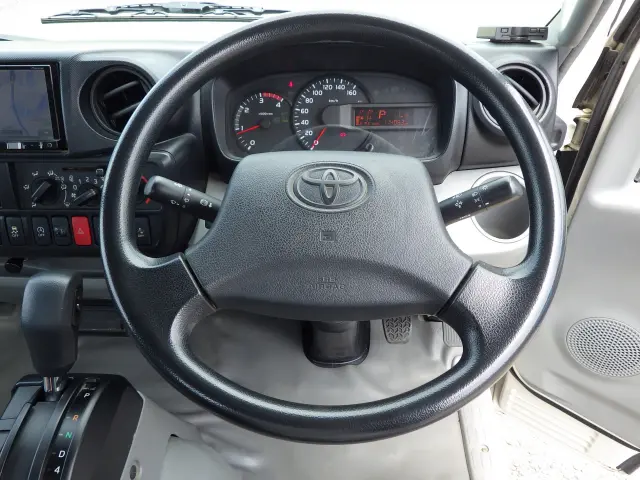 トヨタ トヨエース TKG-XZC605(2WD)の写真18