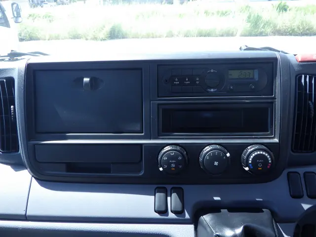 三菱 キャンター TKG-FBA50(2WD)の写真9