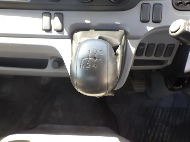 三菱 キャンター TKG-FBA50(2WD)の写真13
