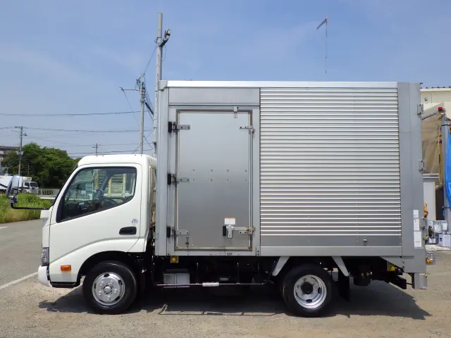 トヨタ ダイナ TPG-XZU605(2WD)の写真3