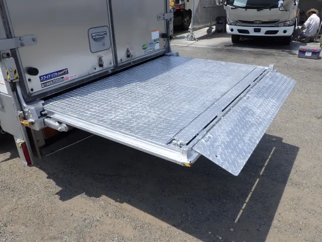 トヨタ ダイナ TPG-XZU605(2WD)の写真28