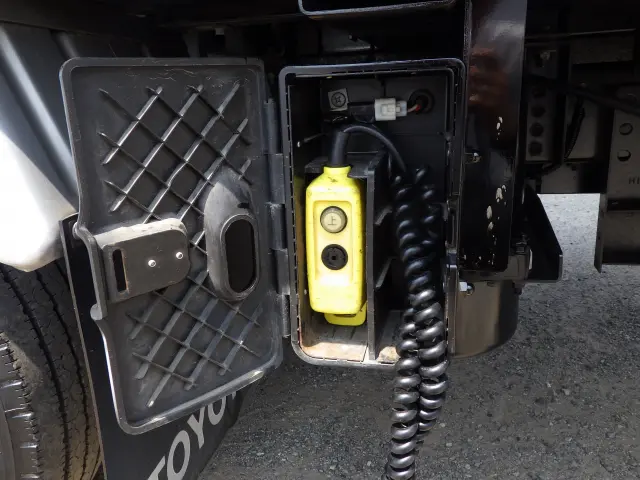 トヨタ ダイナ TPG-XZU605(2WD)の写真31