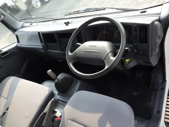 マツダ タイタン TRG-LPR85AR(2WD)の写真6