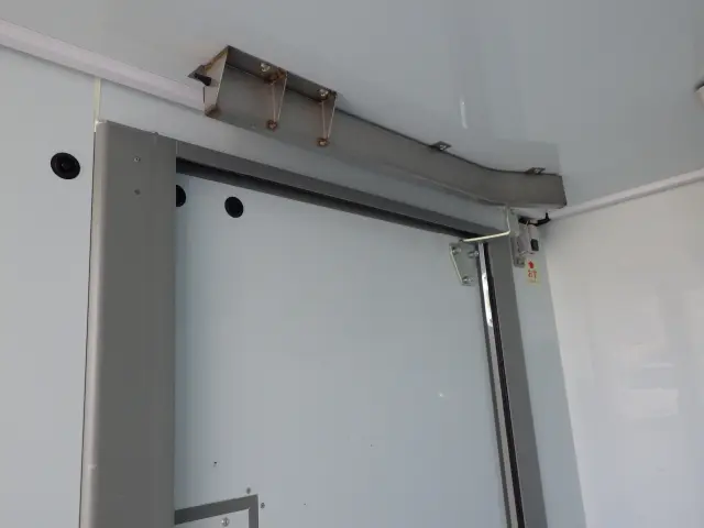 スズキ キャリイ ３BD-DA16T(2WD)の写真23