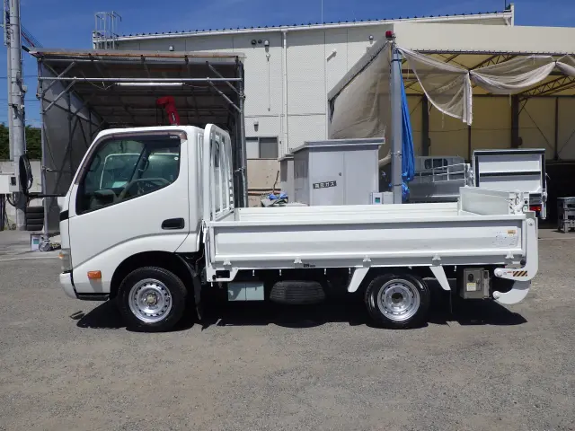 トヨタ ダイナ QDF-KDY221(2WD)の写真3