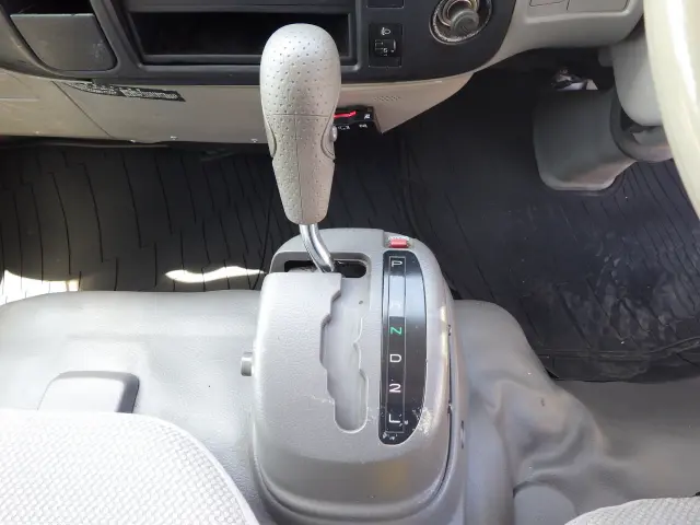 トヨタ ダイナ QDF-KDY221(2WD)の写真16