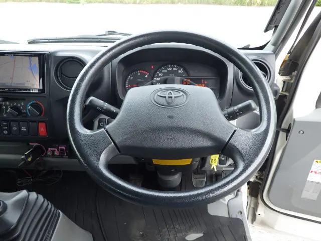 トヨタ トヨエース TKG-XZU720(2WD)の写真16