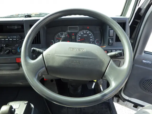 いすゞ エルフ TKG-NKR85A(2WD)の写真17