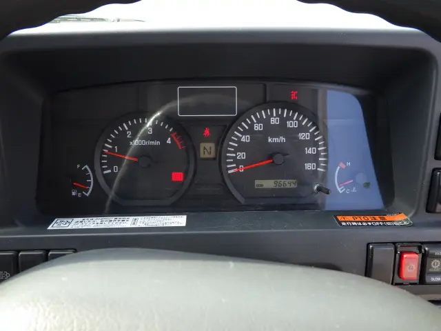 いすゞ エルフ TKG-NKR85A(2WD)の写真18