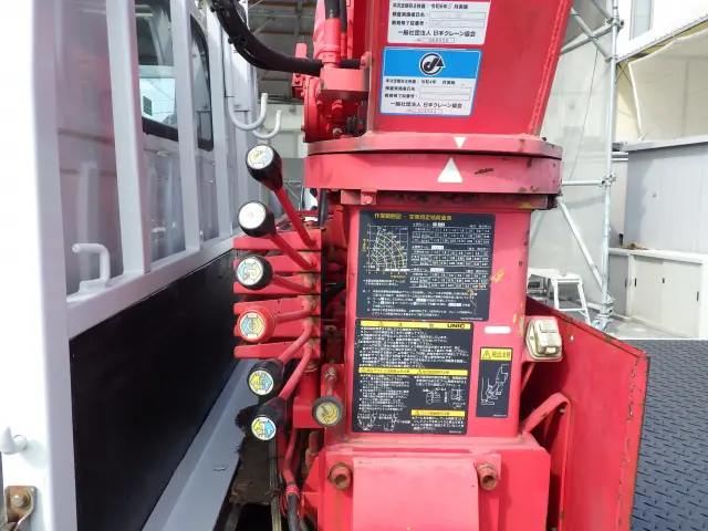 いすゞ エルフ TKG-NKR85A(2WD)の写真29