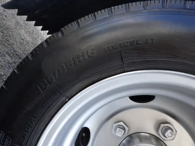 いすゞ エルフ TKG-NKR85A(2WD)の写真36