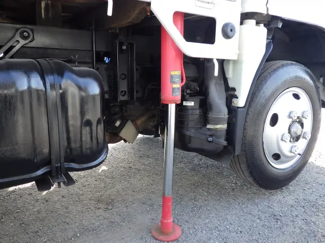 いすゞ エルフ TKG-NKR85A(2WD)の写真39