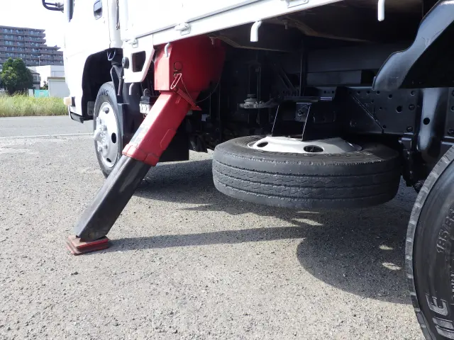 いすゞ エルフ TKG-NKR85A(2WD)の写真43