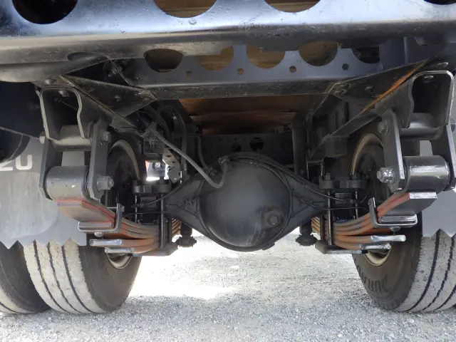 いすゞ エルフ TKG-NKR85A(2WD)の写真45