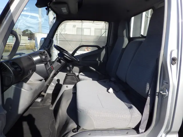 トヨタ ダイナ TKG-XZU655(2WD)の写真8