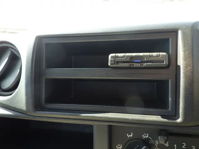 トヨタ ダイナ TKG-XZU655(2WD)の写真9