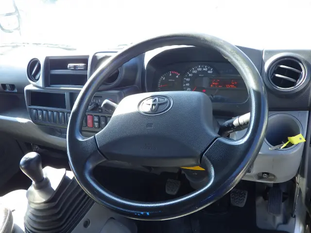 トヨタ ダイナ TKG-XZU655(2WD)の写真15