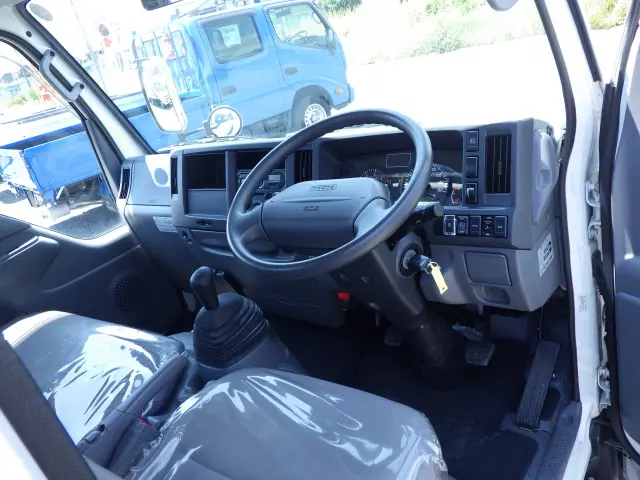 マツダ タイタン TRG-LKR85A(2WD)の写真6