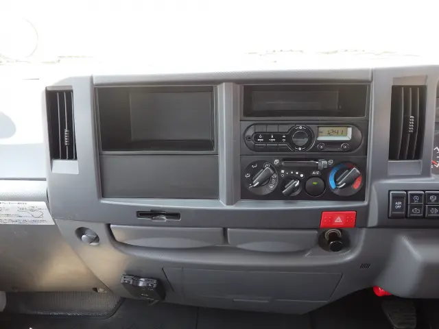 マツダ タイタン TRG-LKR85A(2WD)の写真9